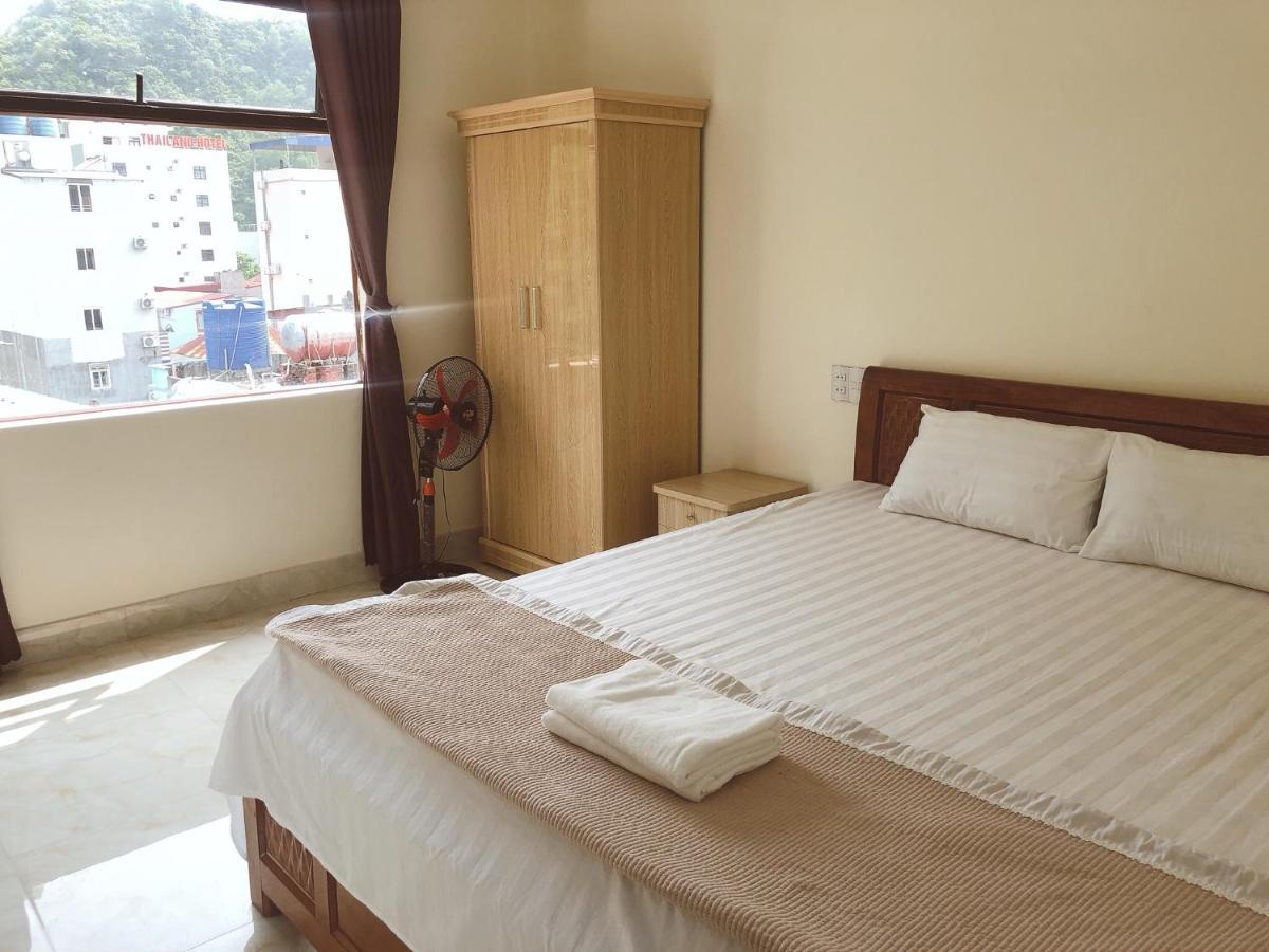 Huyen Vu Hostel Cat Ba Island Ngoại thất bức ảnh