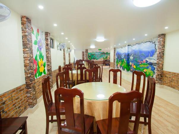 Huyen Vu Hostel Cat Ba Island Ngoại thất bức ảnh